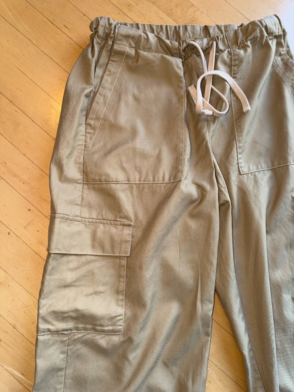 Banana Republic twill utility cargo wide leg pants, M, GP1535 - Picture 3 of 6